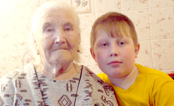прабабушка Валя и правнук Володя