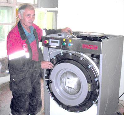 установка новой стиральной машины в детском саду № 32 на Яреге