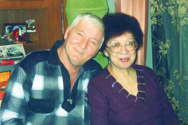 В. Ковалев с супругой