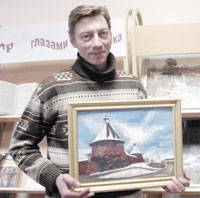 Э. Шиман  с картиной «Соловки»