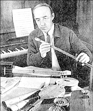 Главным помощником Чисталеву-композитору служил Чисталев-исследователь