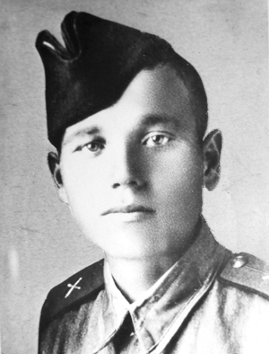 Курсант Николай Кищенко. Май 1943 года