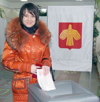 голосует Д. Бондаренко