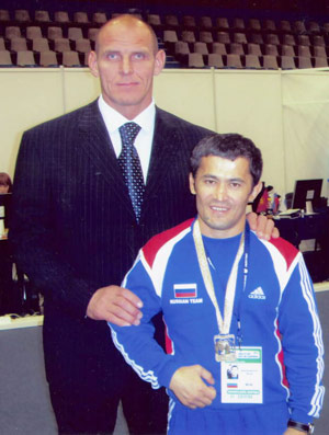 Рамиль с трехкратным олимпийским чемпионом Александром Карелиным