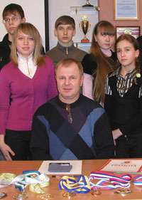 Ю. Софьин с молодежью