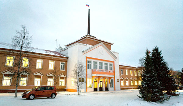 здание администрации НАО и окружного Собрания депутатов