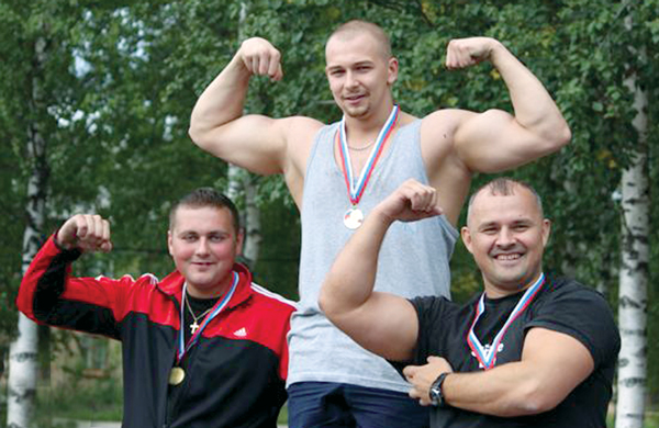 (cлева направо) Андрей Хорошилов, Семен Подойницын, Илья Карпов