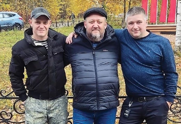 Сергей с сыновьями